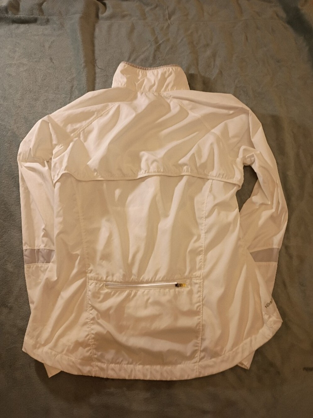 Running Jacket - Picture 2 of 2